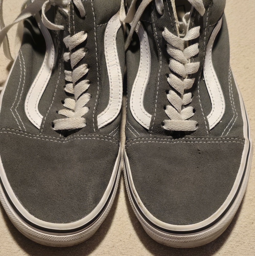 VANS Off the Wall Shoe Suede Canvas Grey White Stripe Mens Size 7